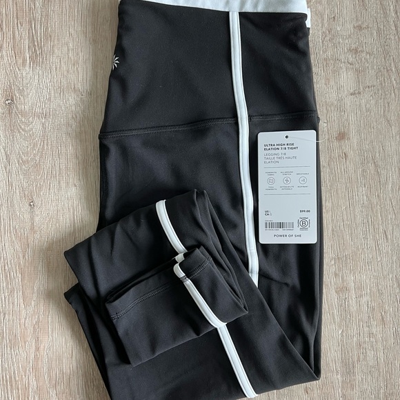 Athleta Elation 7/8 - Blk/Wht Legging - Picture 3 of 8